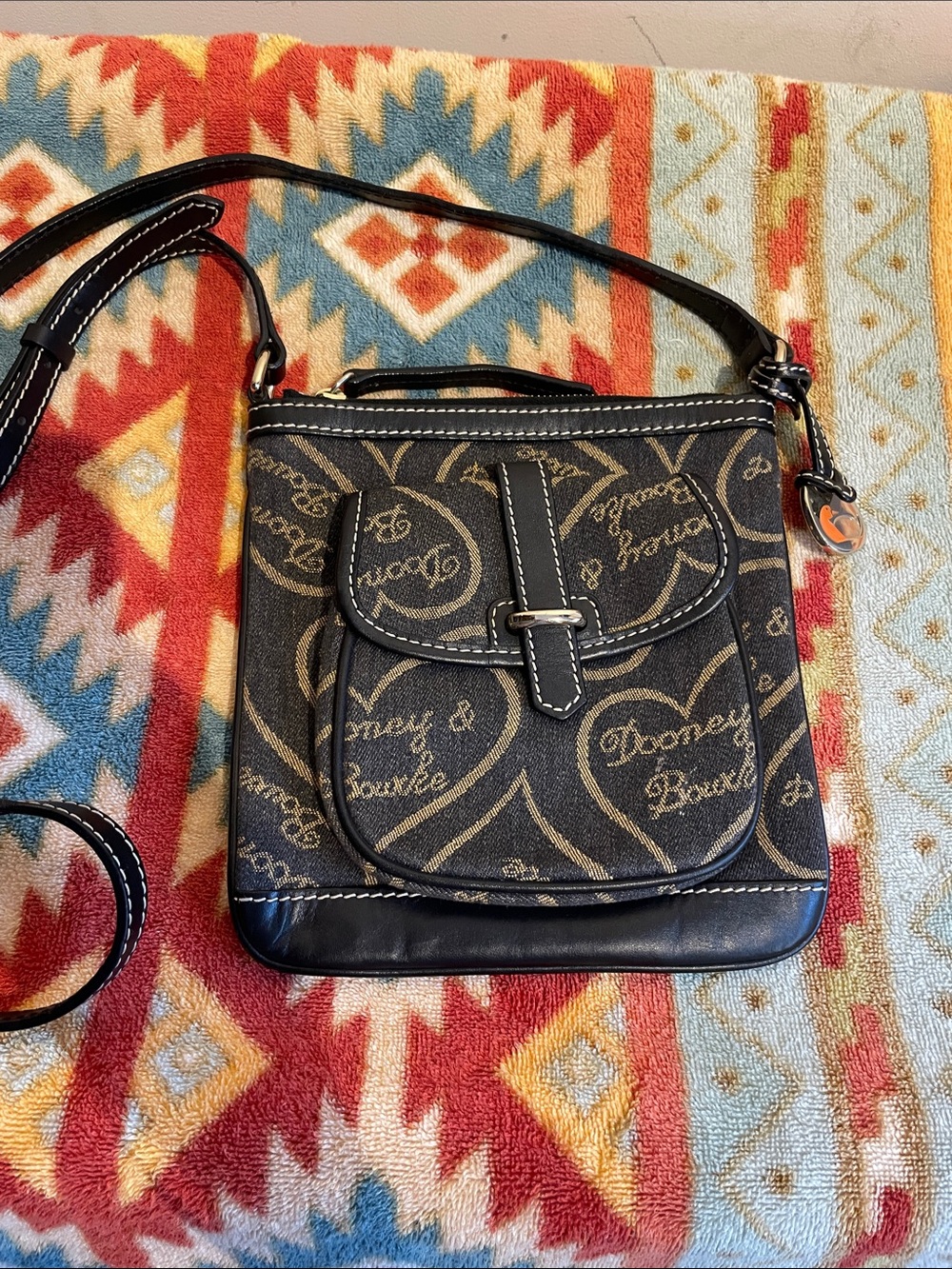 Dooney & Bourke signature heart crossbody purse